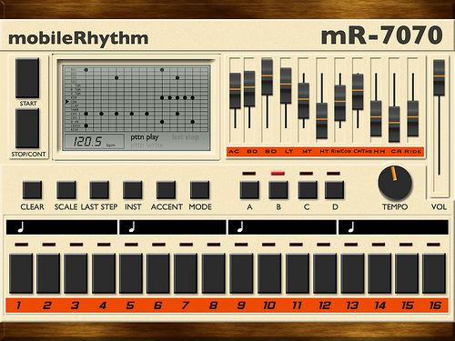 Roland TR-707