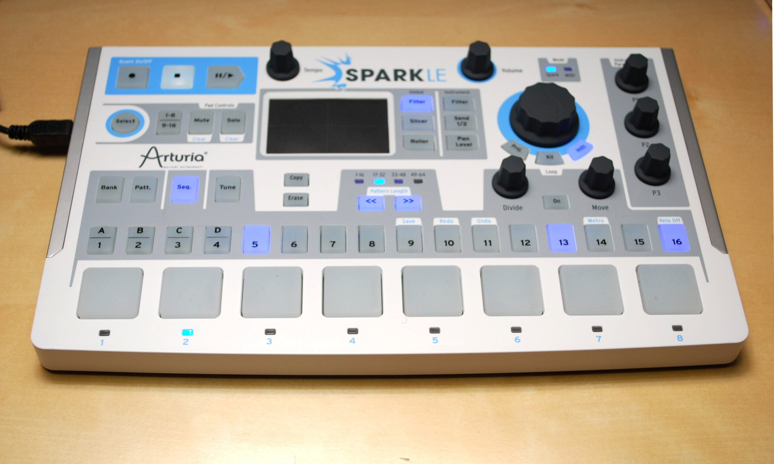 Arturia SPARK LE アートリア