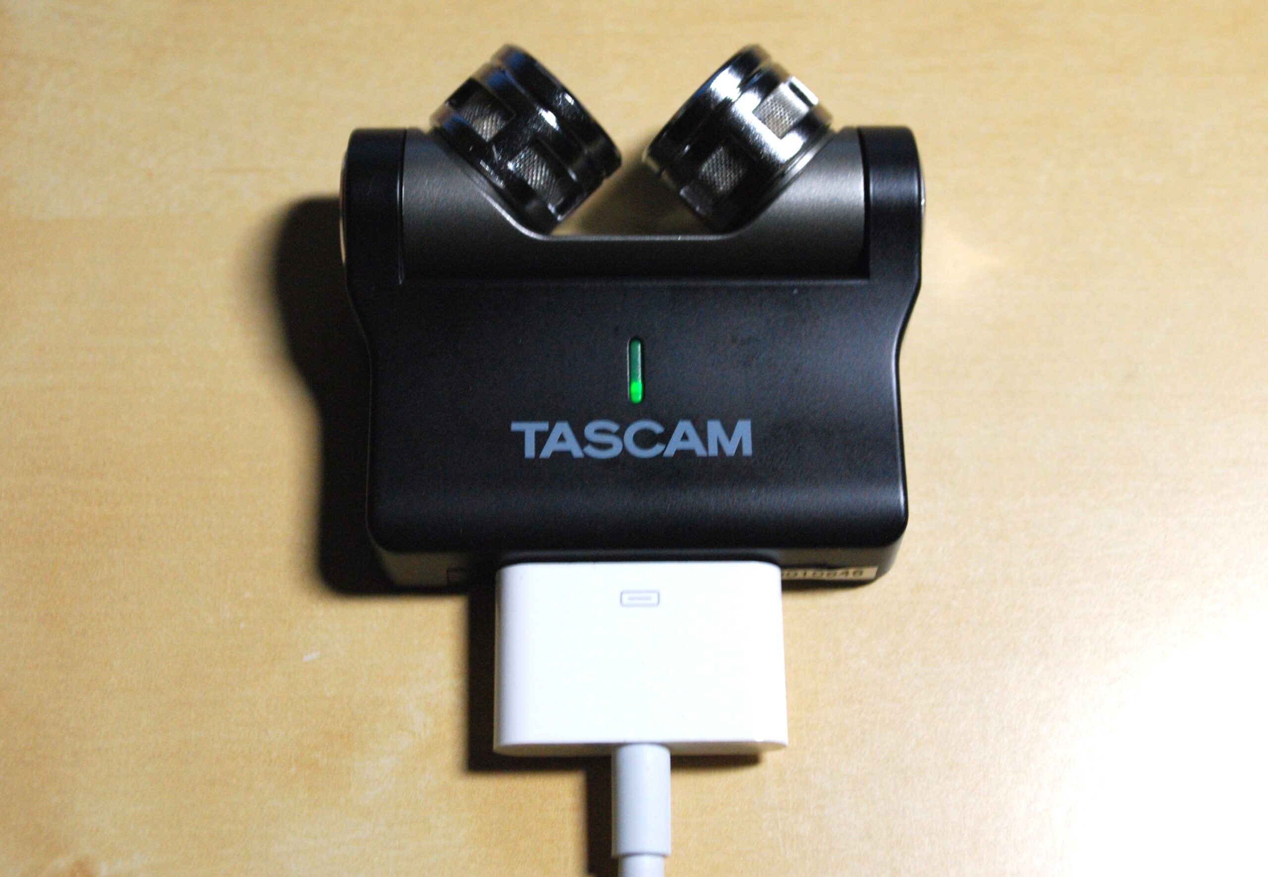 新品本物】 TASCAM タスカム iM2 iPhone用ステレオコンデンサーマイク