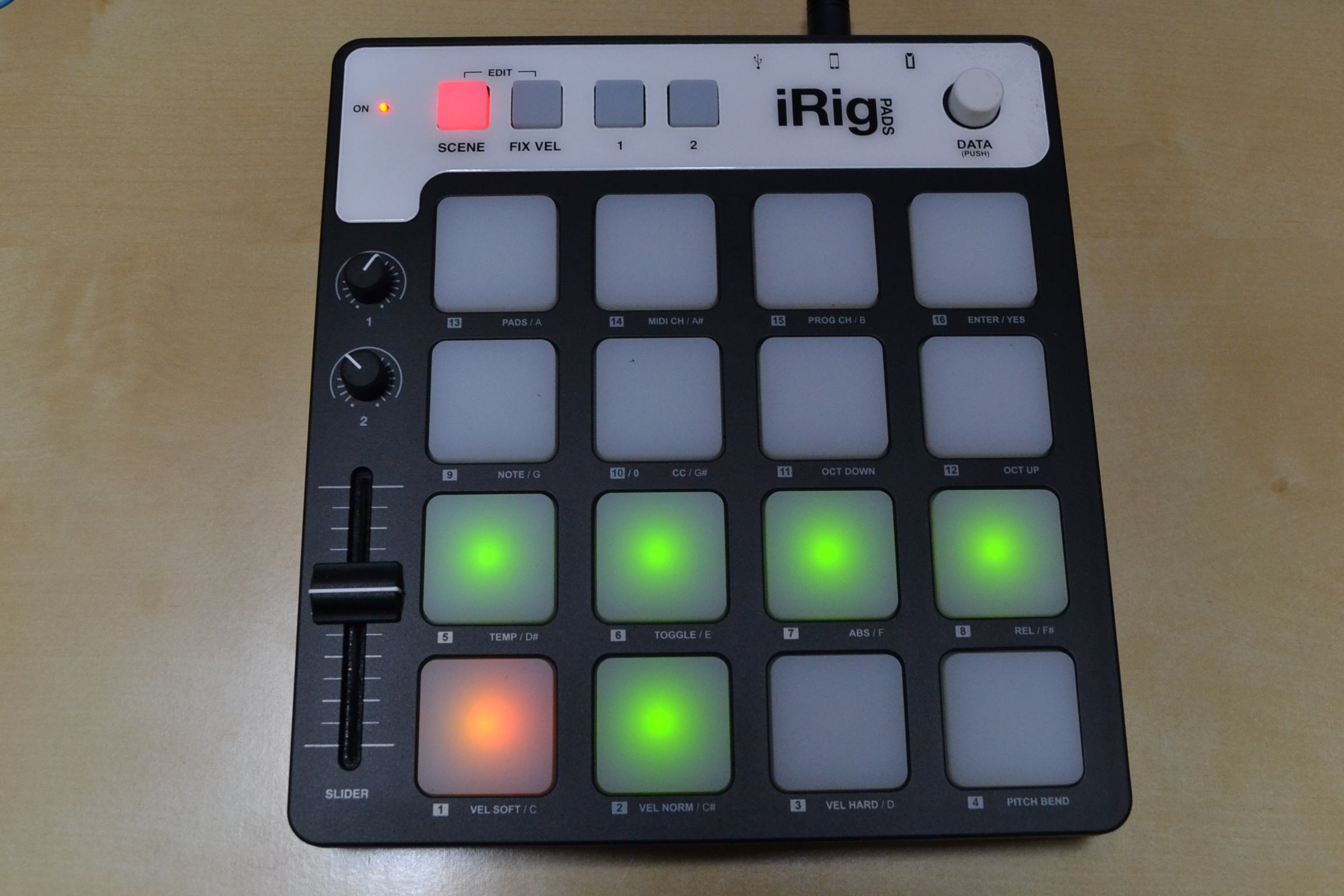 iRig PADs