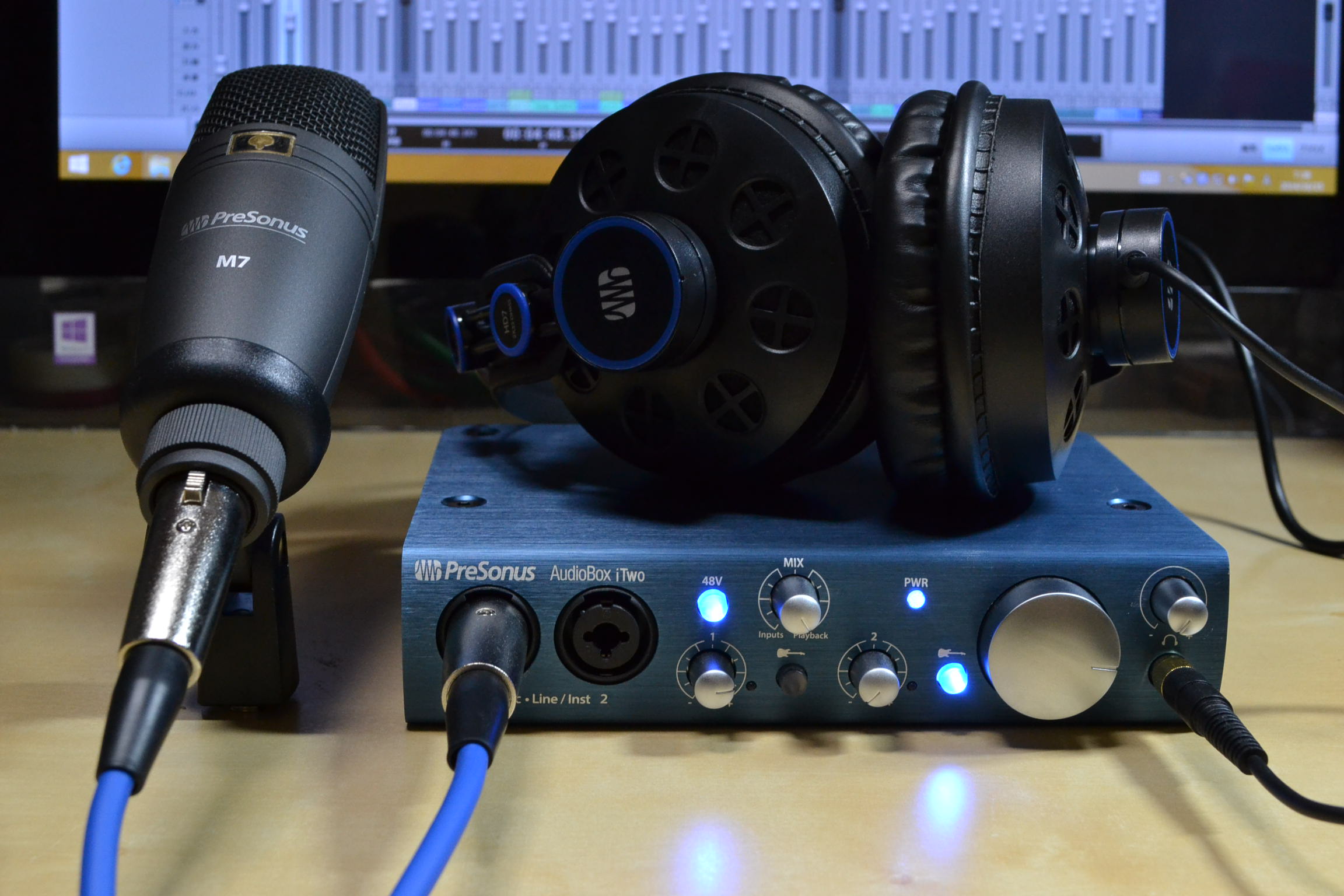 DAW、オーディオIF、マイク等全部入り！PreSonus AudioBox iTwoSTUDIO