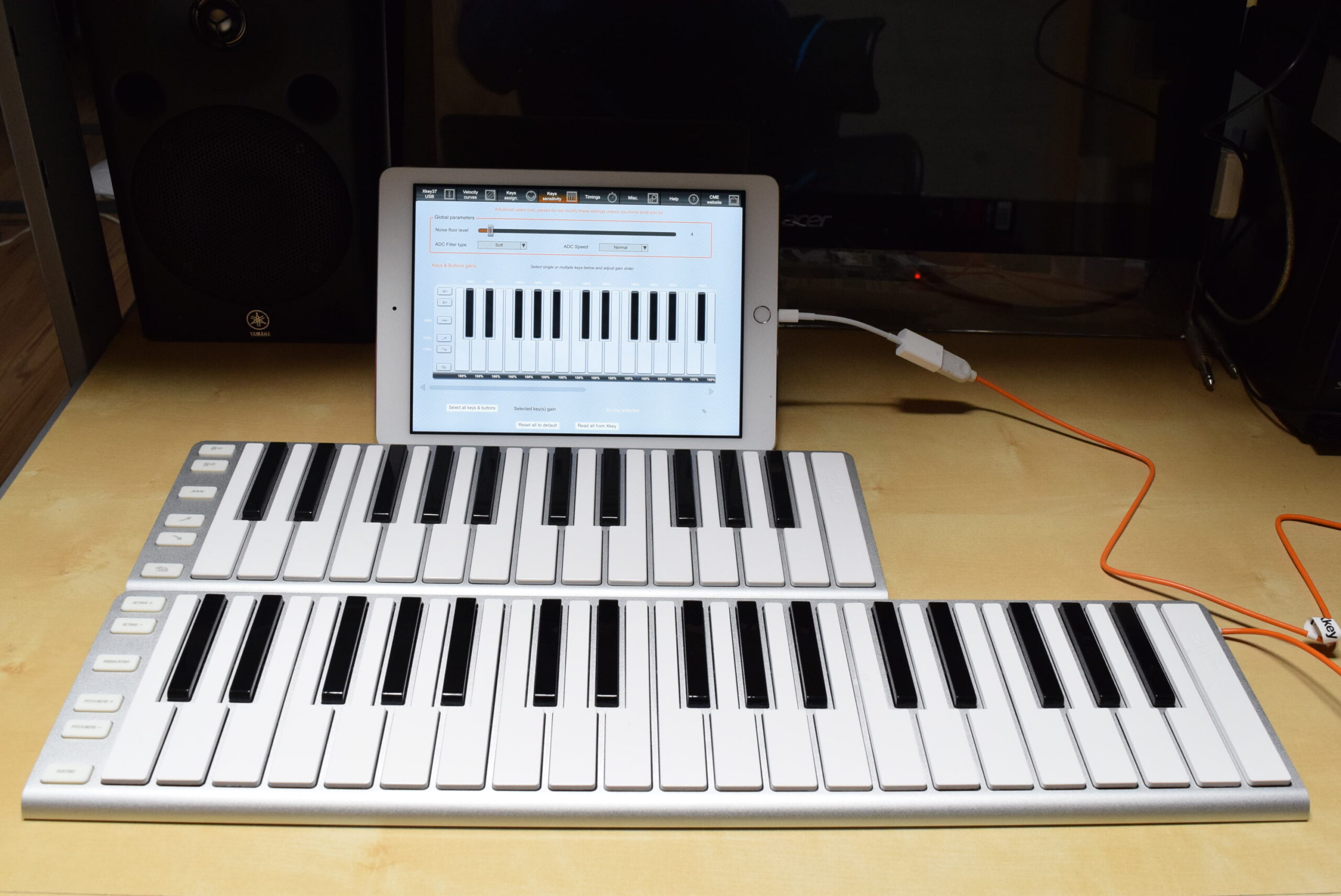 両手で弾ける超薄型USB-MIDIキーボード、Xkey37がカッコイイ！ | 藤本 