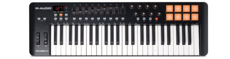 一世風靡したM-AUDIOのコントローラ搭載MIDIキーボード。61鍵 