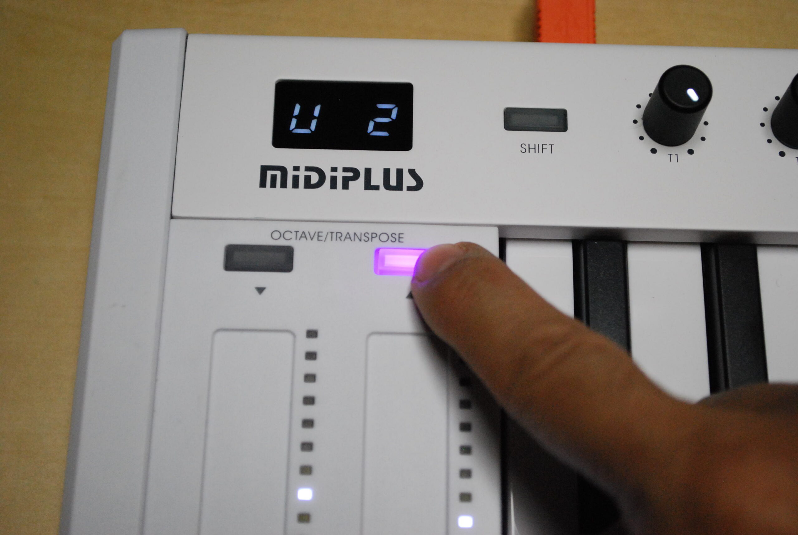MiDiPLUS！コストパフォーマンス高いMIDIキーボード、オーディオ 