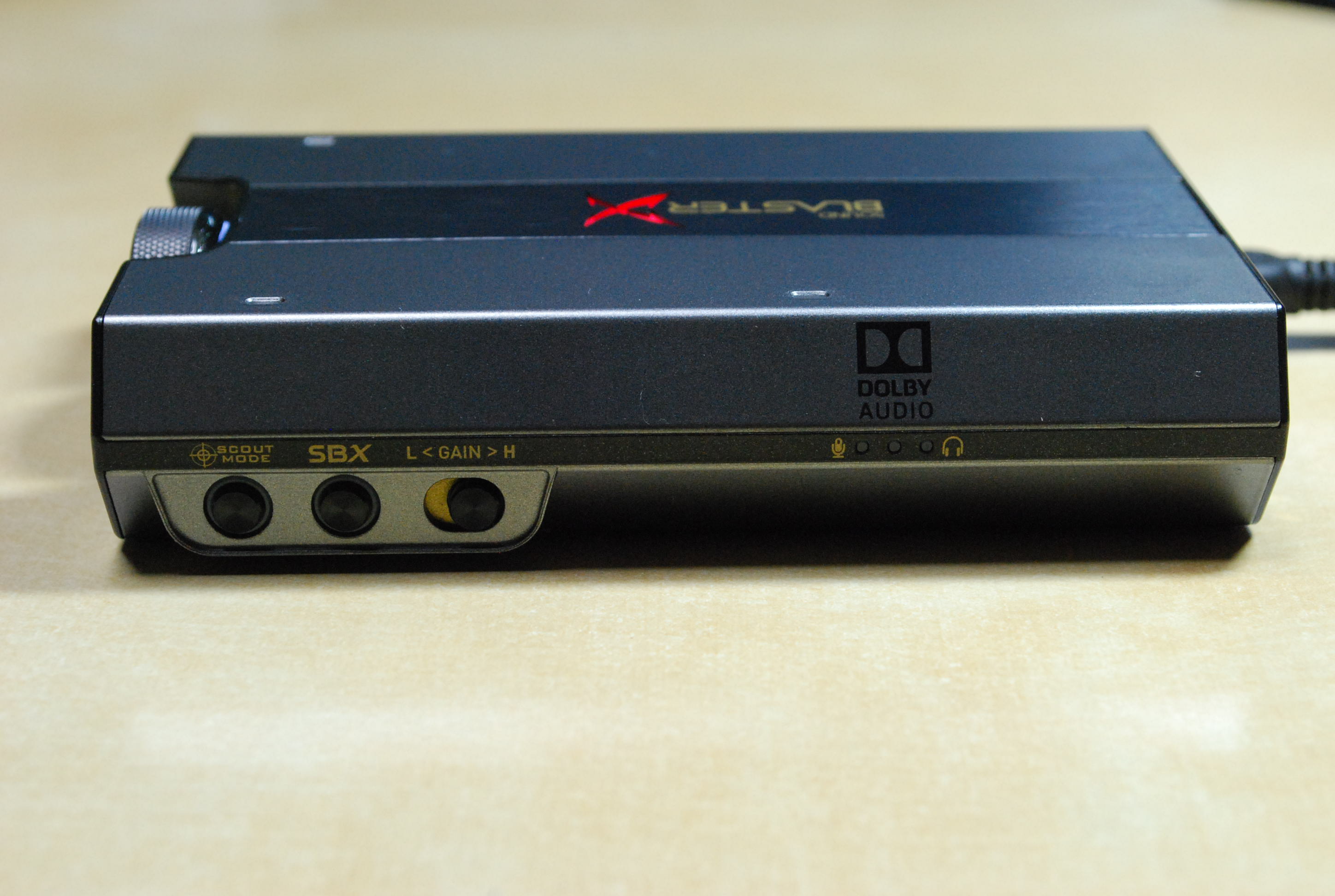 384kHz 32bitの再生も可能な15,000円の小さなオーディオインターフェイスSound BlasterX G6