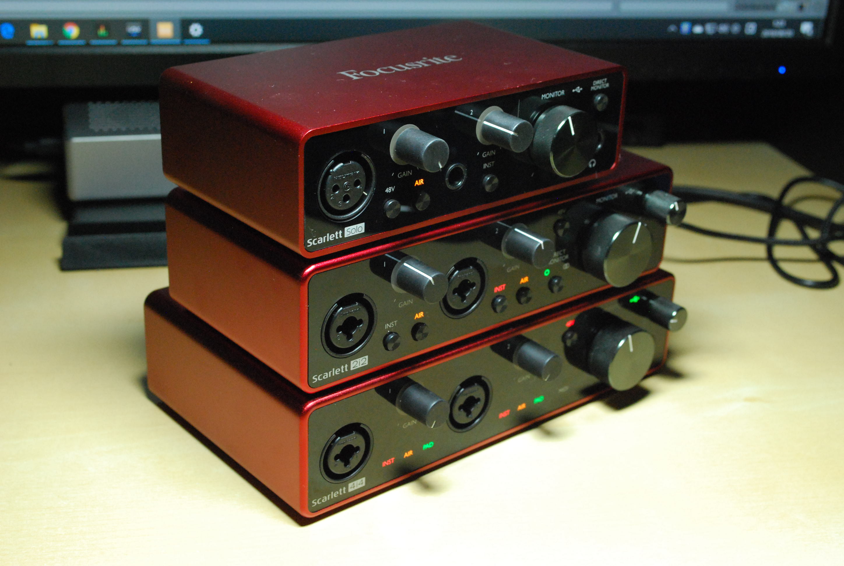 Focusrite Scarlett 2i2 オーディオインターフェース-siegfried.com.ec