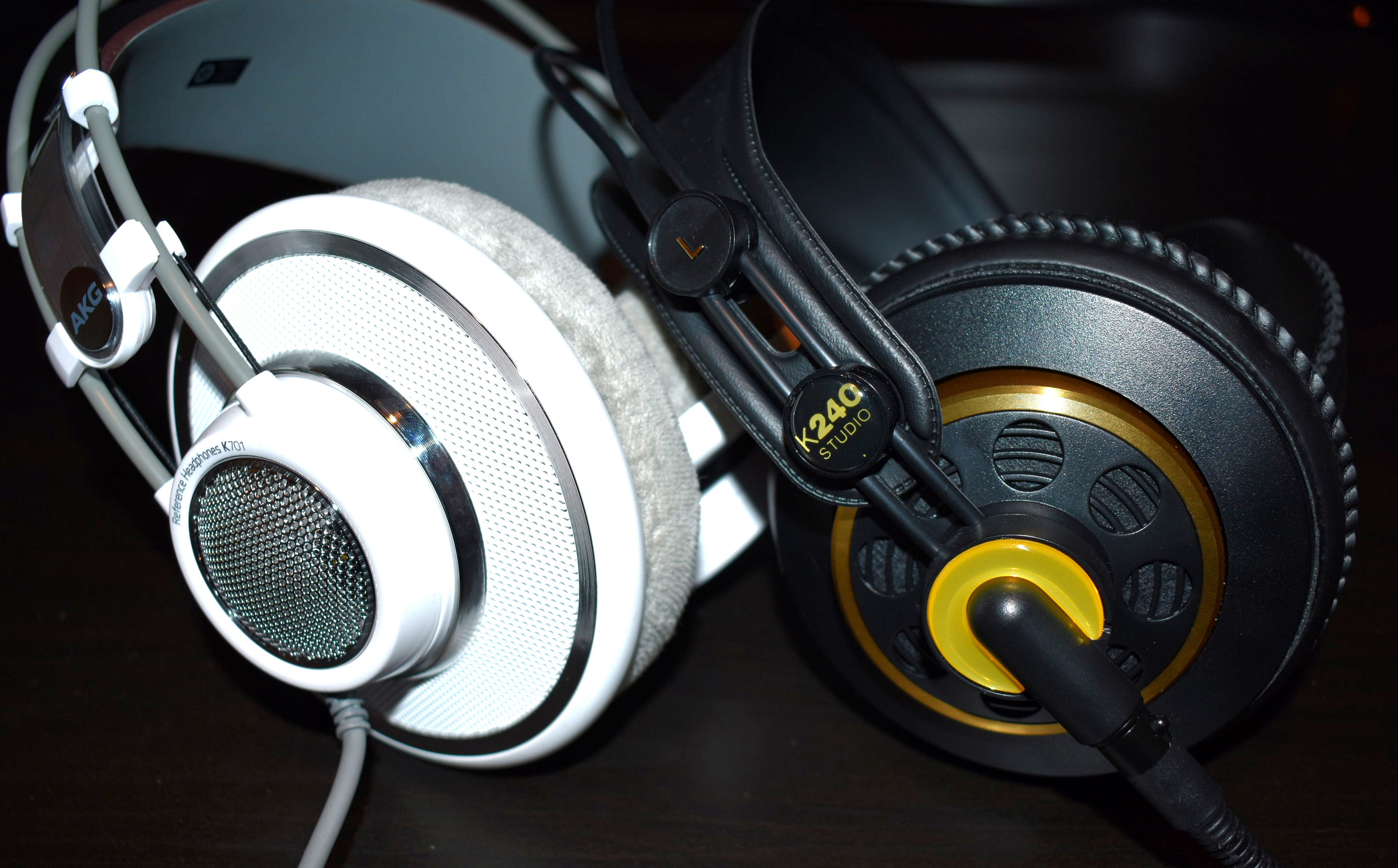 適切な価格 AKG K701 ヘッドホン ミニプラグ付き school.livin-france.com