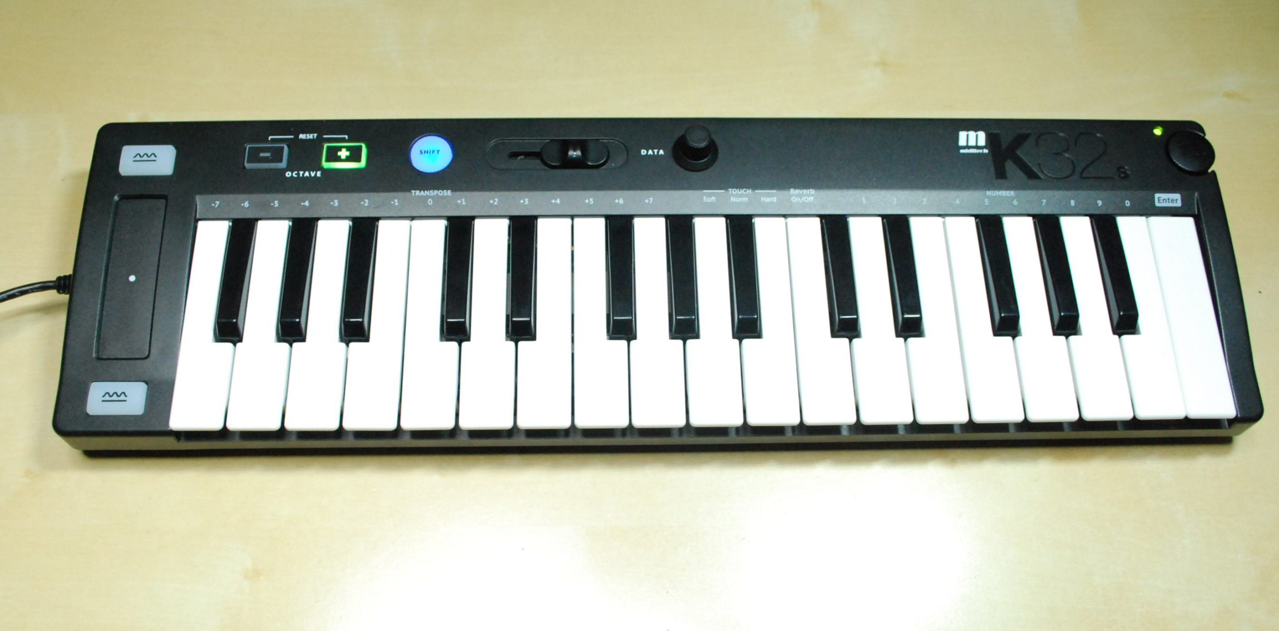 最新発見 ミディテック MIDITECH K32s USB-MIDI GM音源内蔵 鍵盤楽器