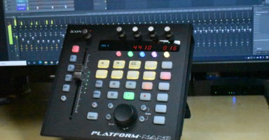 ワイヤレスで利用できるムービングフェーダー搭載の高機能 ワイヤレスで利用できるムービングフェーダー搭載の高機能