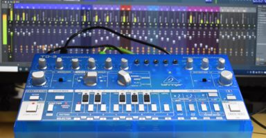 1万円台で入手可能なアナログシンセ、TB-303クローンのbehringer TD-3
