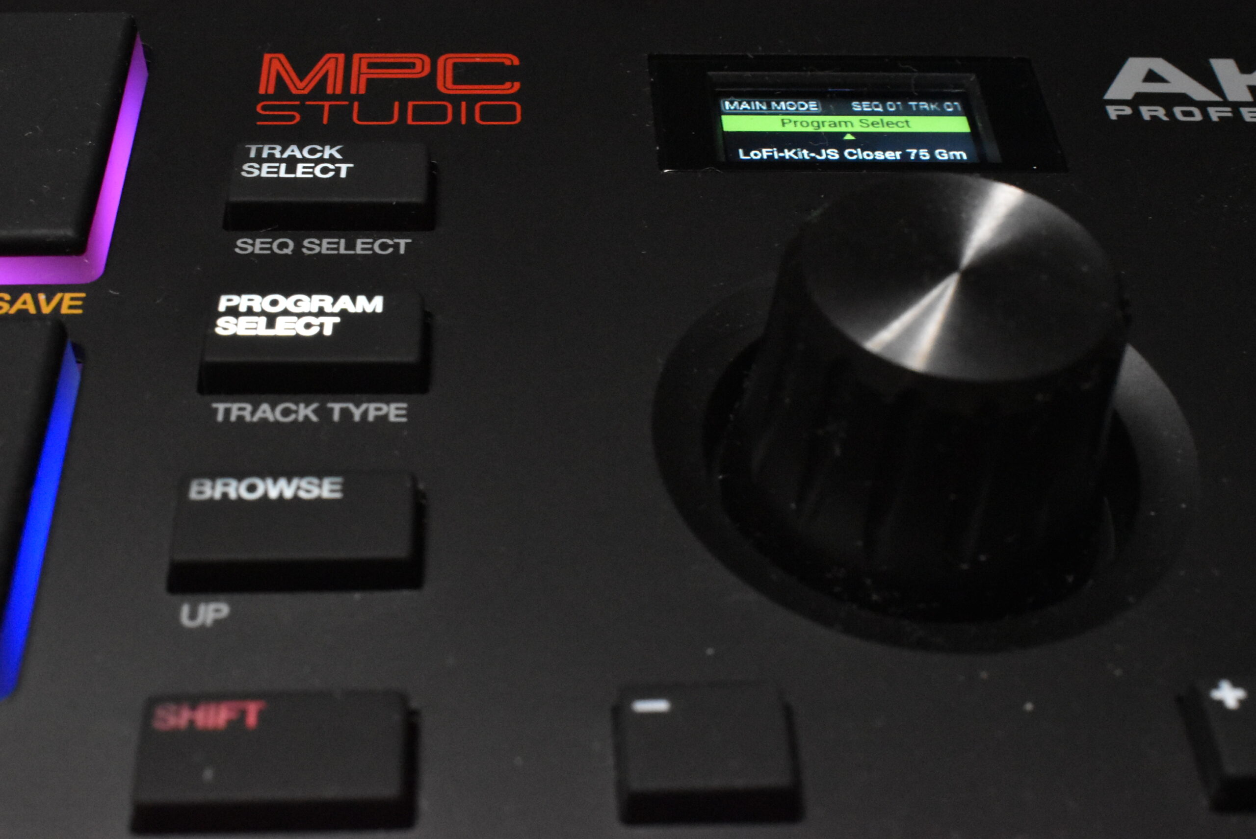 AKAIがMPC Studio Mk2リリース。抜群の操作性を持つMPCシステムに100種