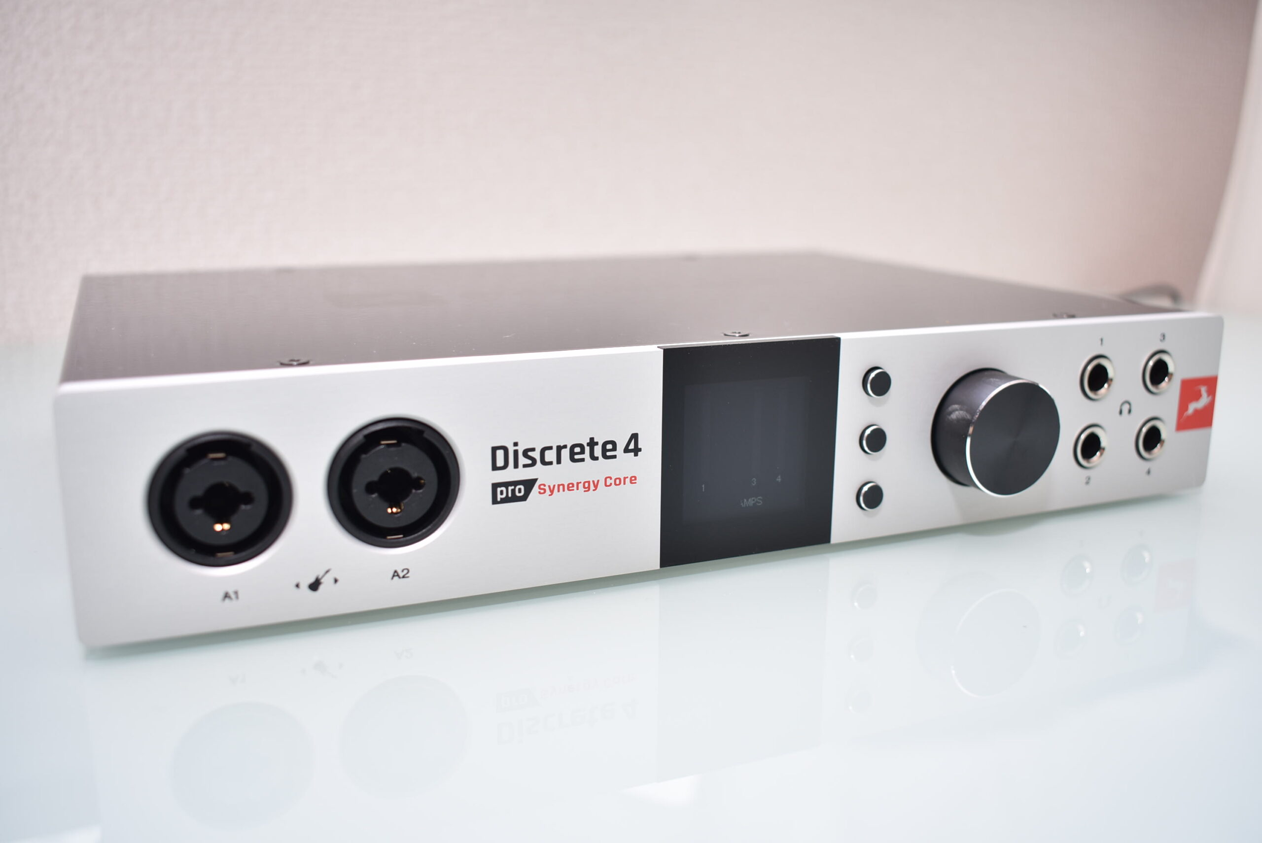 【ANTELOPE AUDIO】Discrete 4 Synergy Core