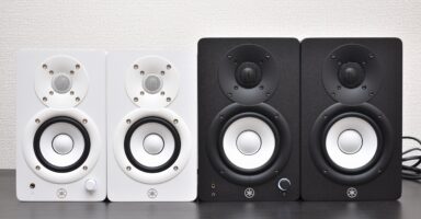 DTM定番のモニタースピーカー、ヤマハHSシリーズに小さいサイズのHS3と DTM定番のモニタースピーカー、ヤマハHSシリーズに小さいサイズのHS3と